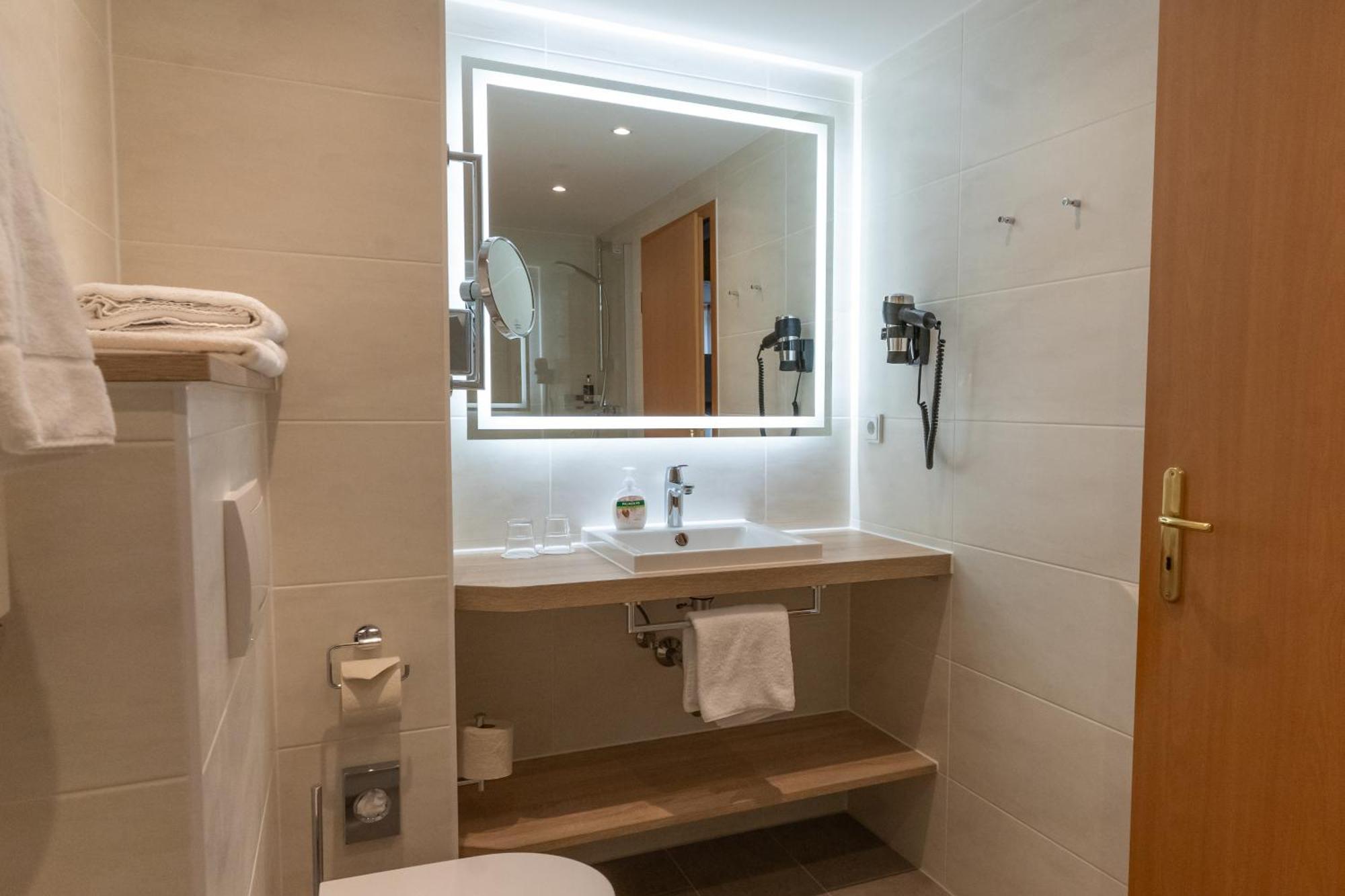 Flair Hotel Stadt Hoexter Bagian luar foto